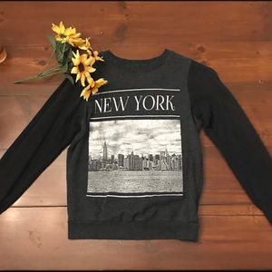 Charcoal grey tumblr style New York crew neck